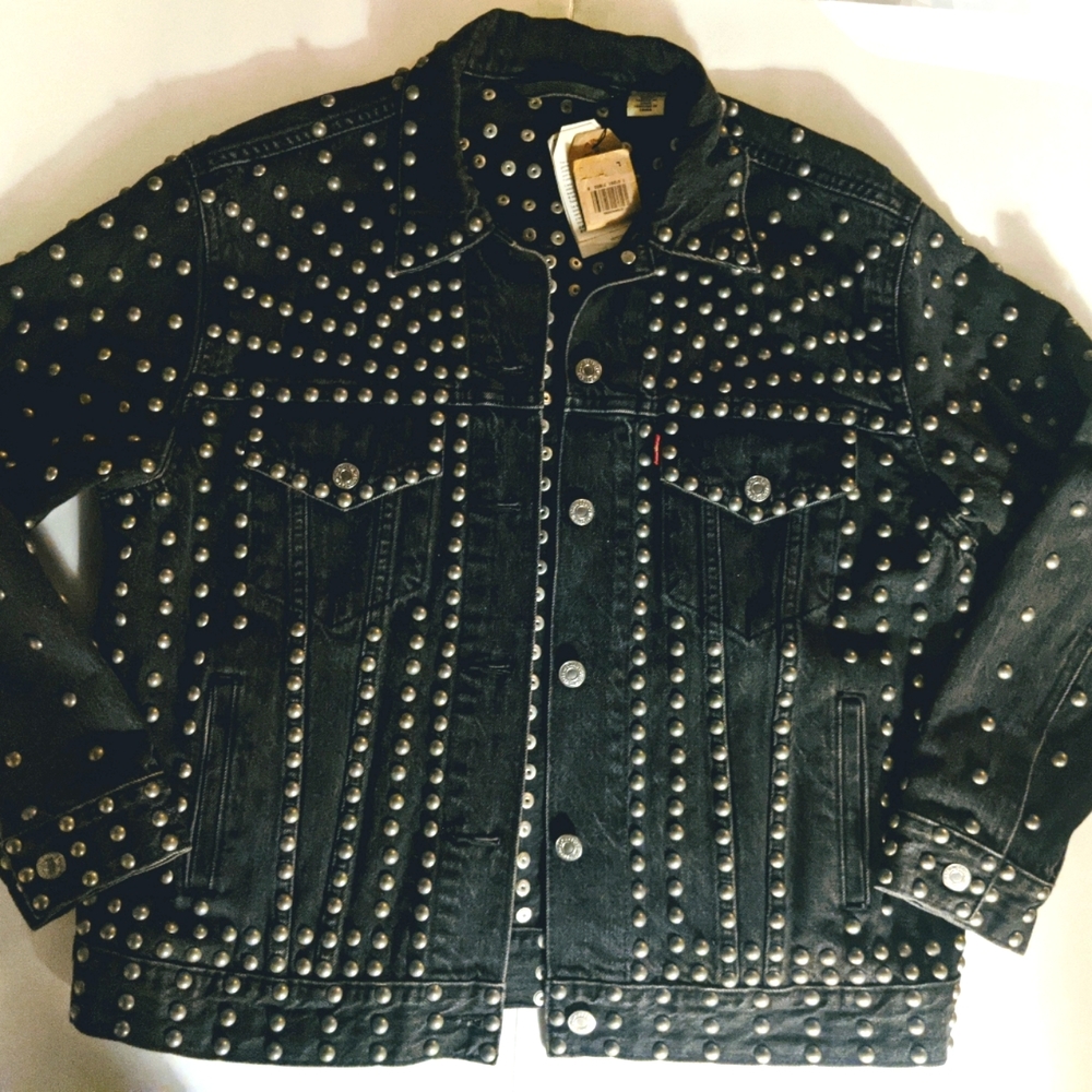 black denim levi’s limited ex-boyfriend trucker jacket